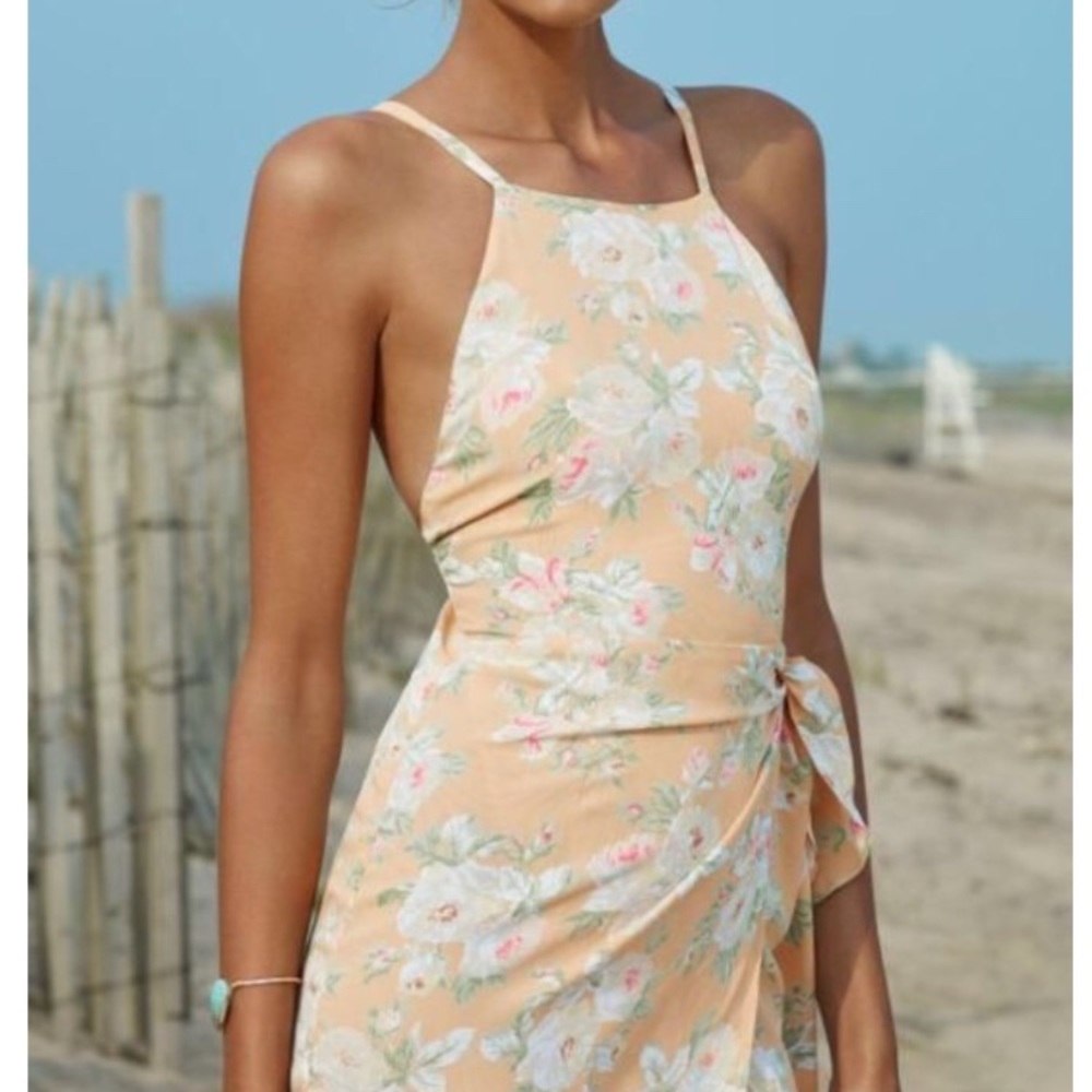 Privacy please Nassau Halter floral midi dress